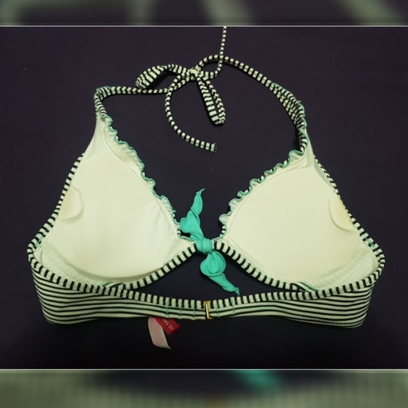 Victoria's secret bikini top - Picture 2 of 3